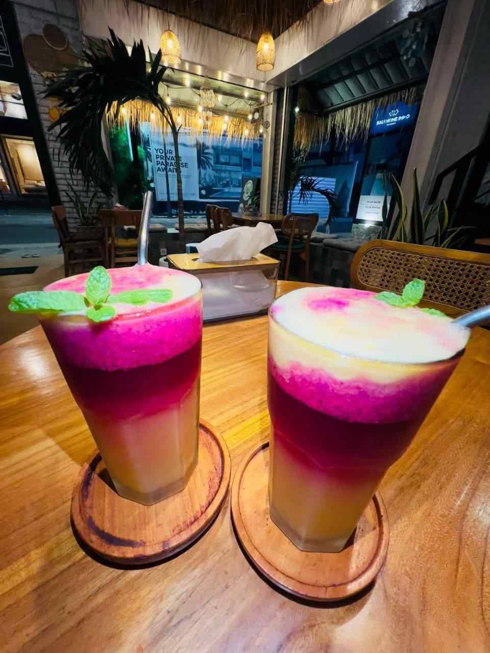Mocktail buah segar organik di Slavic Roots Cafe & Eatery, Berawa Canggu, Bali